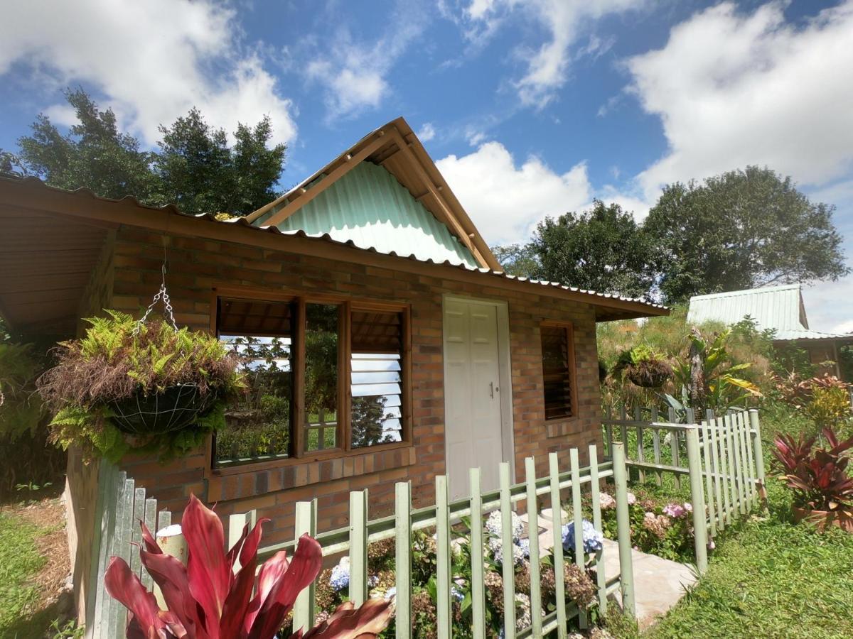 Tribu Ecohostal Los Santos  Eksteriør billede